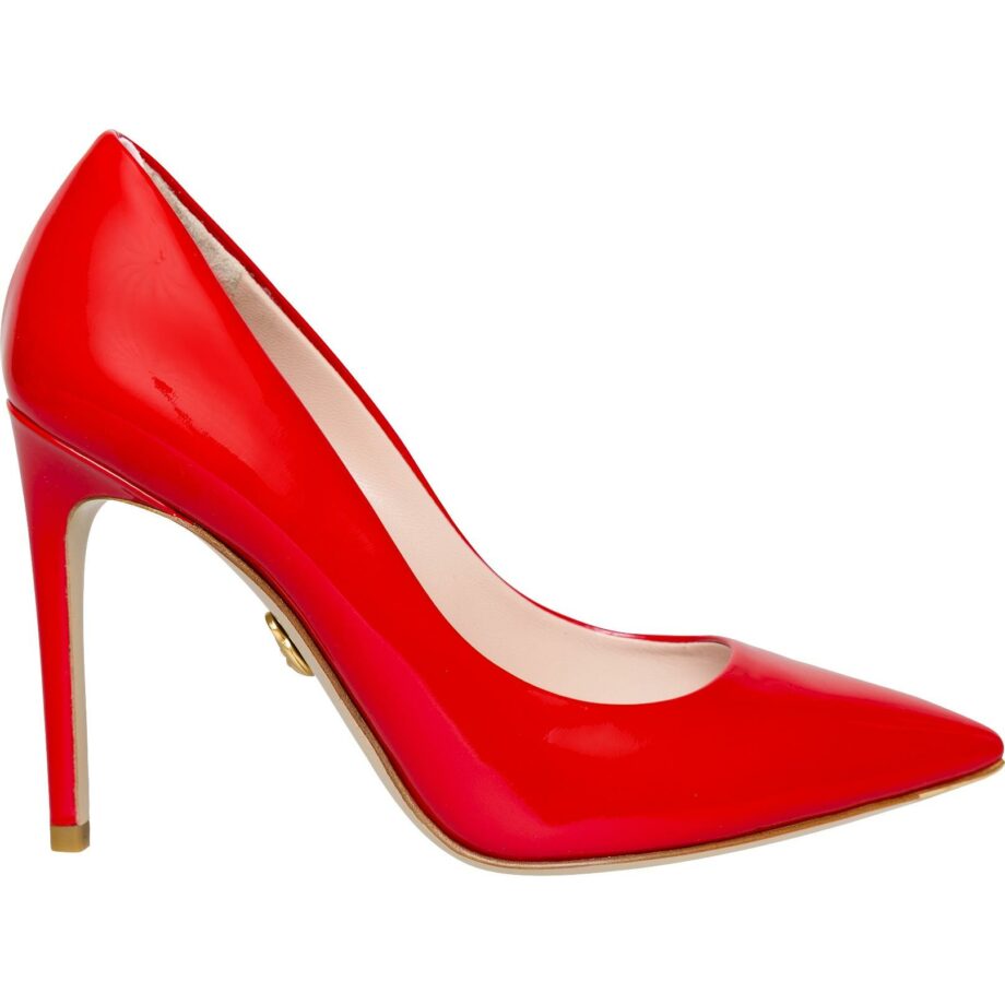 Patent leather pumps with high heel