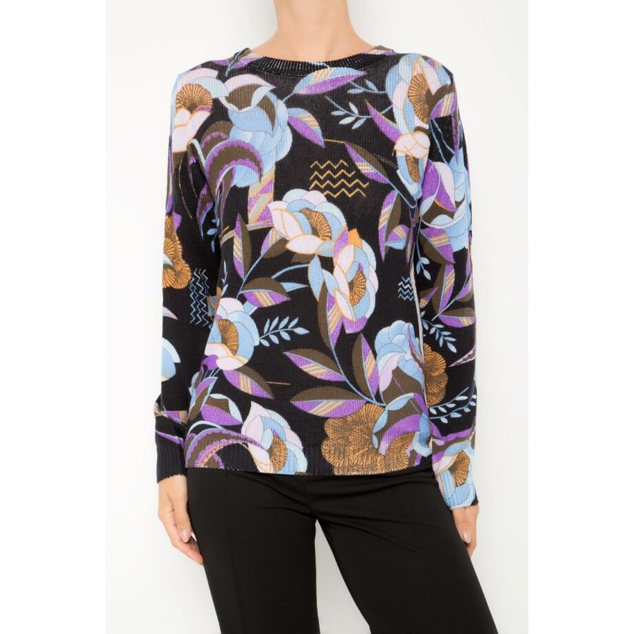 Hip-length wool pullover with floral print