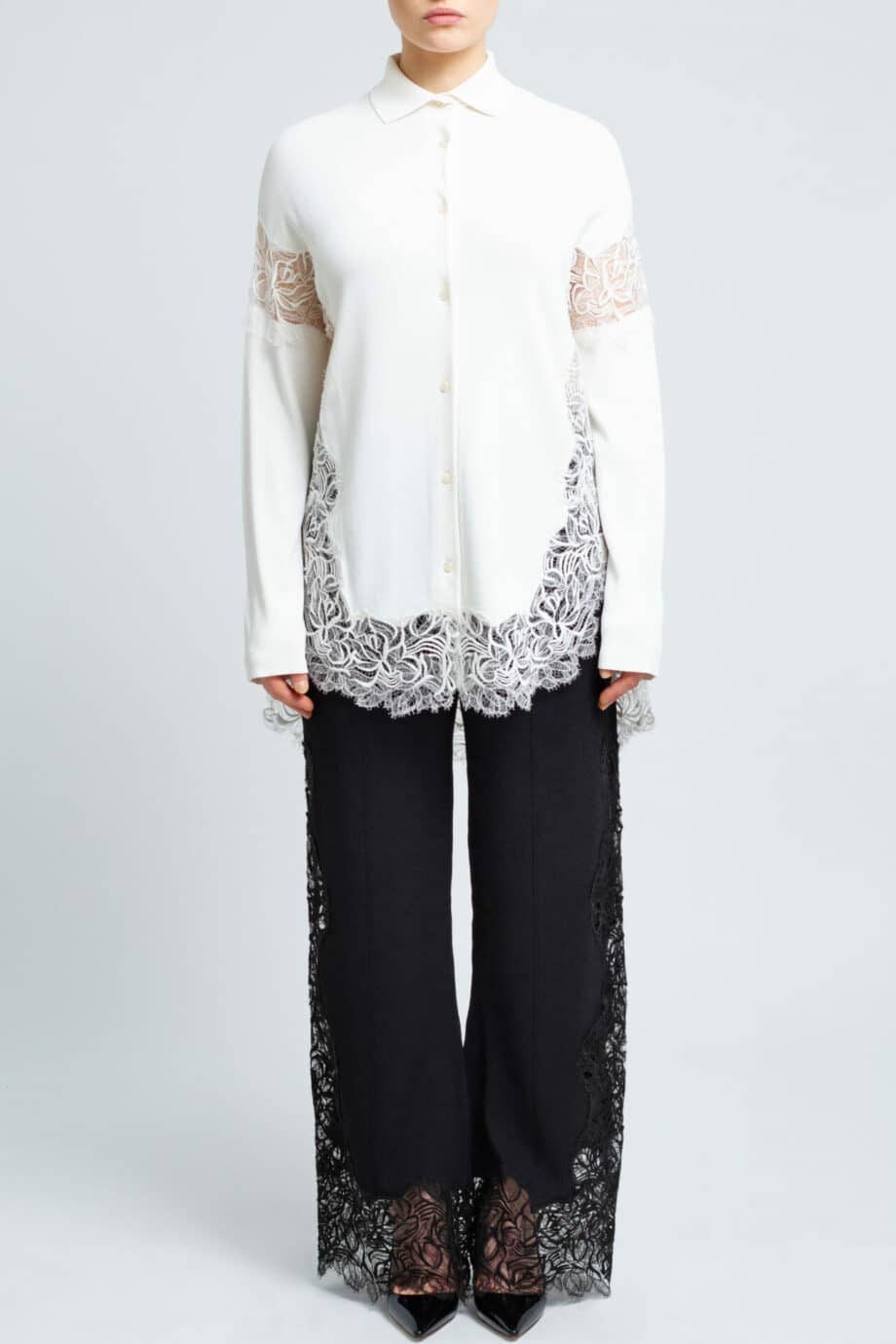 Comfort fit knit pants with lace details