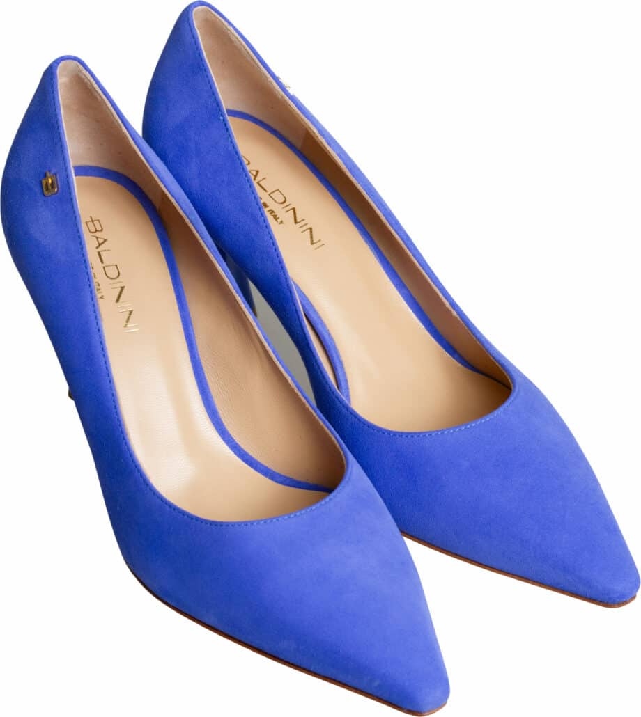 Classic suede pumps with small logo detail