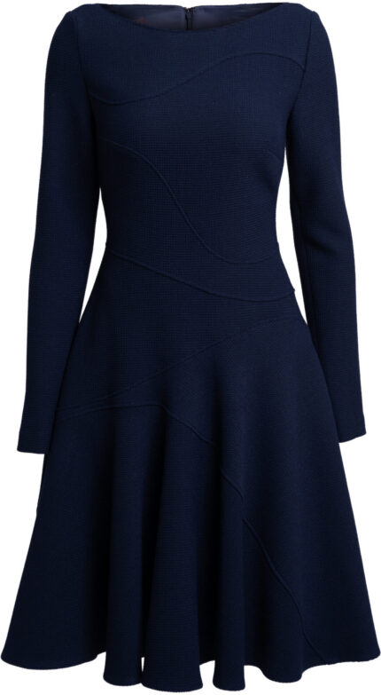Marineblaues Kleid mit schwingendem Rock