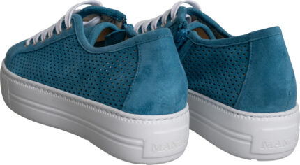 Perforierter Veloursleder-Plateau-Sneaker mit Schnürung – Bild 6