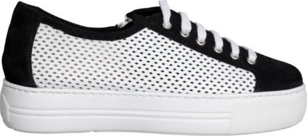 Perforierter Veloursleder-Plateau-Sneaker mit Schnürung – Bild 12