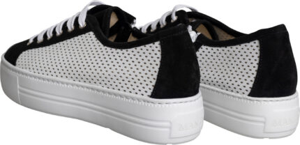 Perforierter Veloursleder-Plateau-Sneaker mit Schnürung – Bild 11