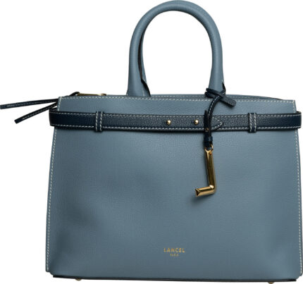 Strukturierte Leder-Handtasche mit Gürtel-Detail