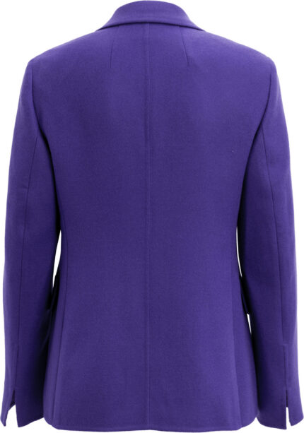 Luxurious pure cashmere blazer with a tailored silhouette and notched lapels - Image 4