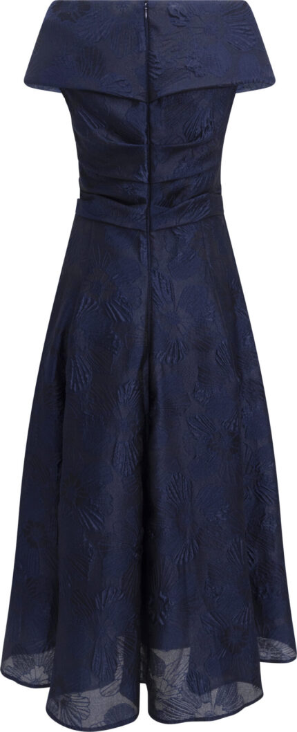 Jacquard-Cocktailkleid in Midilänge mit Carmen-Ausschnitt – Bild 4
