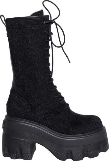 Schwarzer Schnürstiefel mit markanter Plateau-Profilsohle