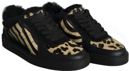 Extravagante Sneaker mit Animal-Print-Mix und flauschigem Fellbesatz – Bild 2