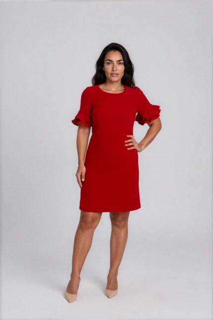 Rotes Schurwollkleid mit Volantärmeln – Bild 2